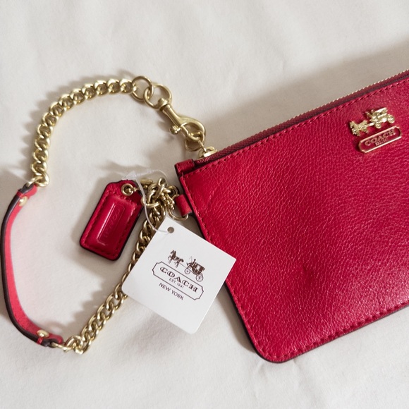 NWT Coach Red Leather Chain Wristlet - Picture 3 of 6